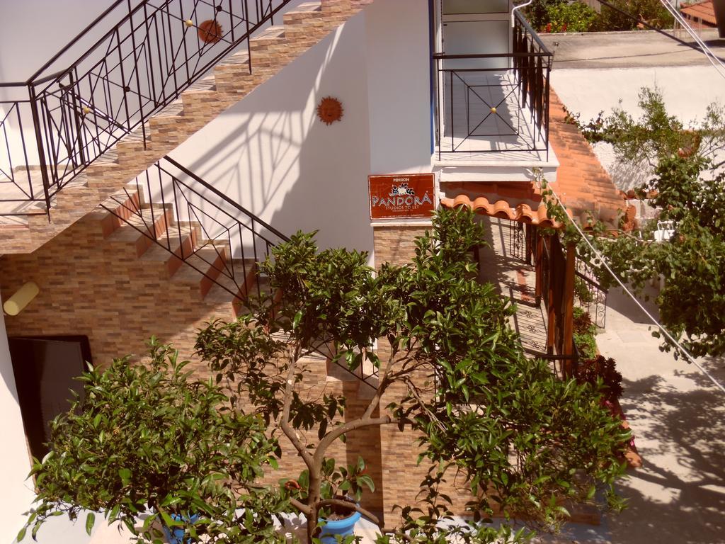 Pansion Pandora Daire İskados Oda fotoğraf